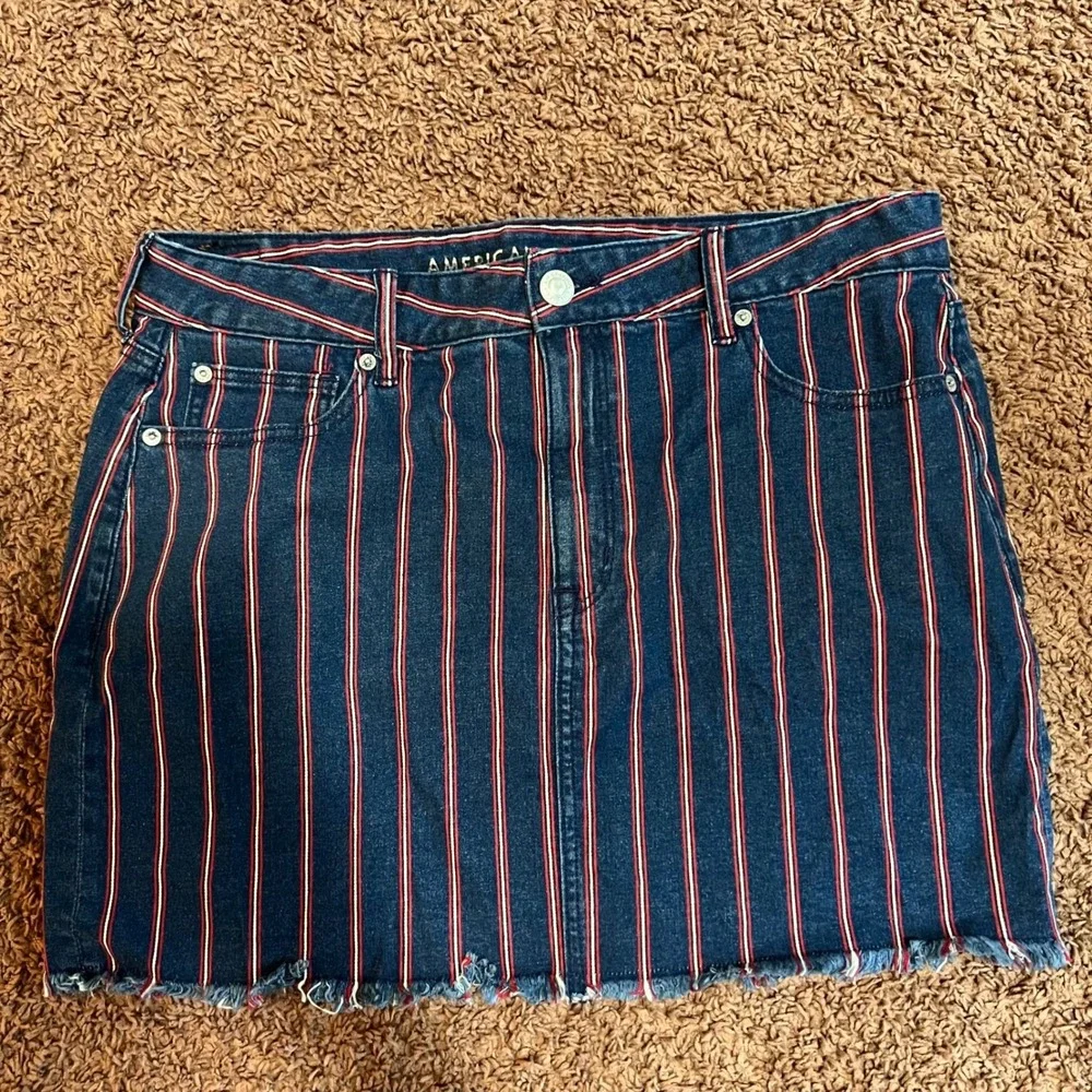 American Eagle Striped Denim Mini Skirt Womens 16 Blue Red White Raw Hem Stretch